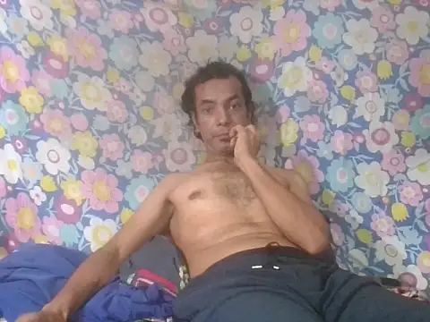 Snapshot of Bangingchick chatting on 09.14.25 Bangingchick online show from 09.14.25