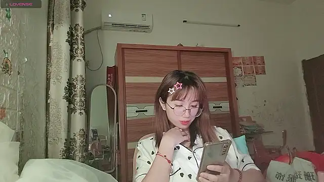 Lili 666 online show from 04.21.26