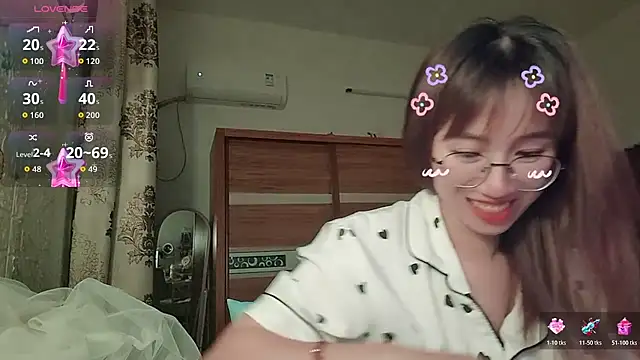Snapshot of Lili_666 chatting on 06.07.26 Lili 666 online show from 06.07.26