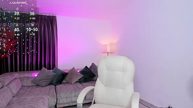 karlaa james online show from 01.18.25