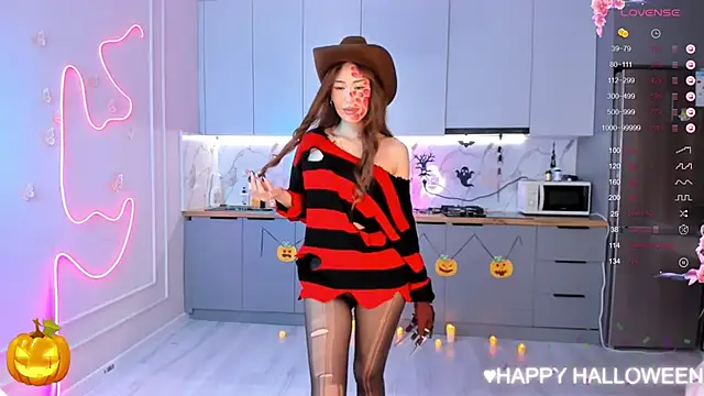 Snapshot of carpe_diemmm chatting on 11.02.25 carpe diemmm online show from 11.02.25