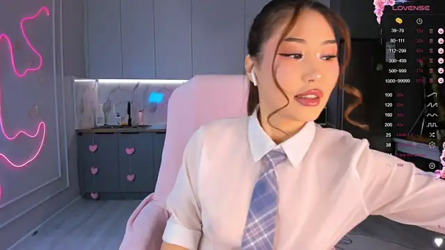 Snapshot of carpe_diemmm chatting on 11.27.25 carpe diemmm online show from 11.27.25