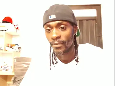 phillip-hot online show from 01.04.25