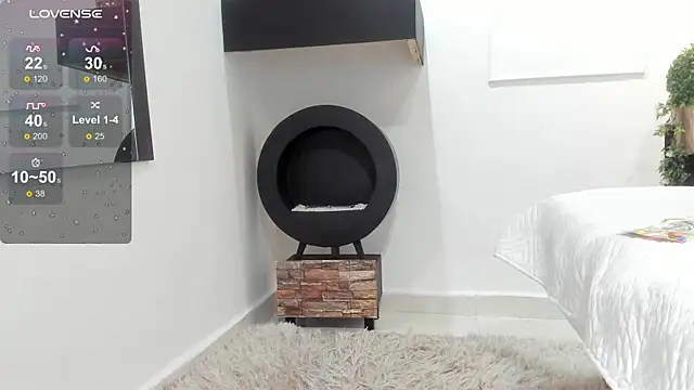 Miranda doll  online show from 02.08.25