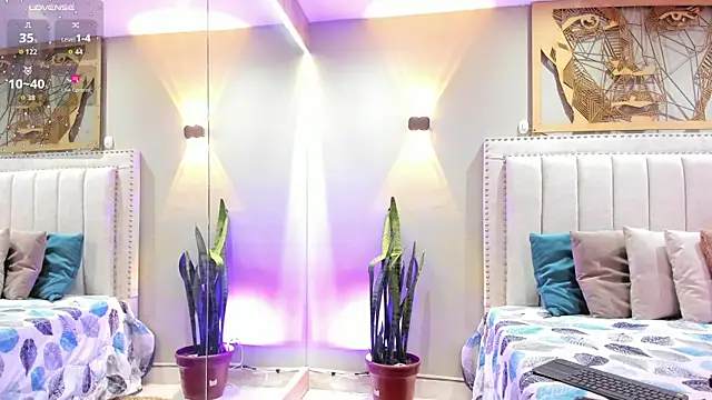 Miranda doll  online show from 10.20.25