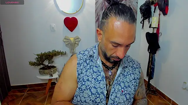 mr maik online show from 02.21.25