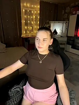 Lexi noah online show from 11.26.25