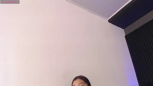 Snapshot of nami_hot04 chatting on 12.23.24 nami hot04 online show from 12.23.24