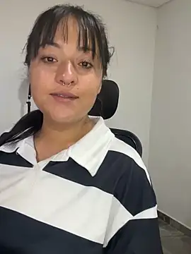jjulietha95 online show from 06.02.26