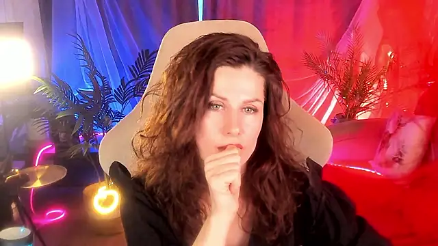 April o Nill online show from 03.16.26