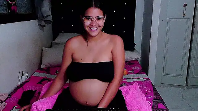 Snapshot of Victoriacarmo chatting on 03.14.25 Victoriacarmo online show from 03.14.25