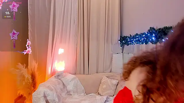 Snapshot of _Rose_Charming_ chatting on 12.29.24 Rose Charming online show from 12.29.24
