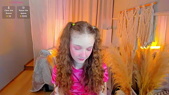 Snapshot of _Rose_Charming_ chatting on 02.03.25 Rose Charming online show from 02.03.25
