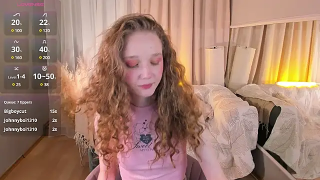 Snapshot of _Rose_Charming_ chatting on 02.22.25 Rose Charming online show from 02.22.25