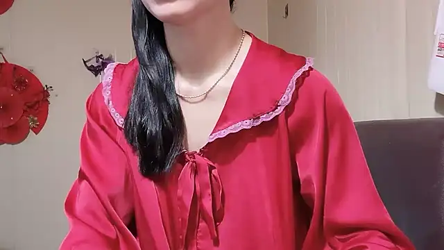Snapshot of LinhChi_9x chatting on 05.20.26 LinhChi 9x online show from 05.20.26