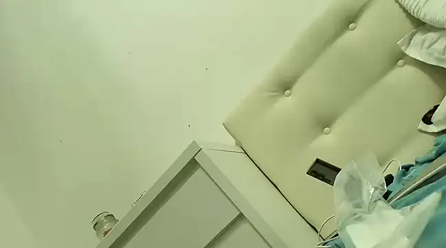 Snapshot of Strip_Adelina chatting on 03.19.25 Strip Adelina online show from 03.19.25