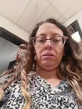 miss hanna07 online show from 10.27.25