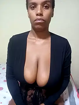 Snapshot of SexySlenderLexy chatting on 01.10.25 SexySlenderLexy online show from 01.10.25