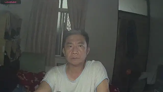 YuHsuant online show from 03.12.25