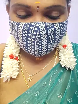 Snapshot of malliga98 chatting on 02.04.26 malliga98 online show from 02.04.26