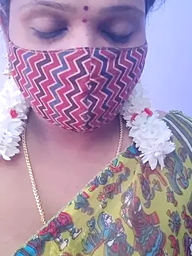 Snapshot of malliga98 chatting on 03.03.26 malliga98 online show from 03.03.26