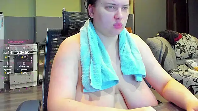 1lindsey1 online show from 10.14.25