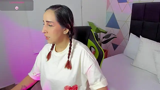 jadde13  online show from 10.03.25