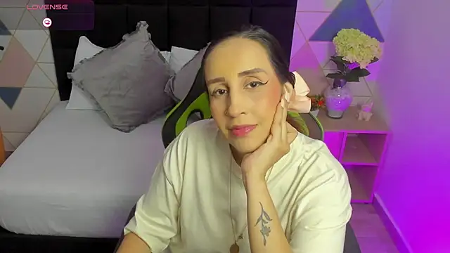 jadde13  online show from 11.14.25