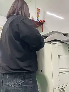 Snapshot of LanJeny_sexy chatting on 12.19.24 LanJeny sexy online show from 12.19.24