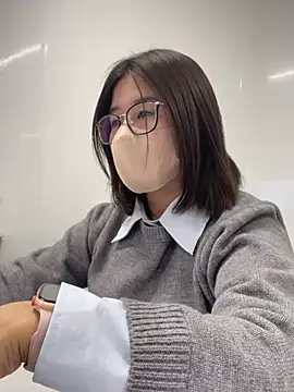 Snapshot of LanJeny_sexy chatting on 12.25.24 LanJeny sexy online show from 12.25.24