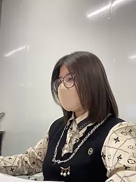 Snapshot of LanJeny_sexy chatting on 12.26.24 LanJeny sexy online show from 12.26.24