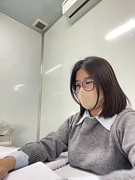 Snapshot of LanJeny_sexy chatting on 01.16.25 LanJeny sexy online show from 01.16.25