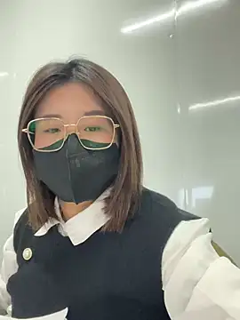 Snapshot of LanJeny_sexy chatting on 01.21.25 LanJeny sexy online show from 01.21.25