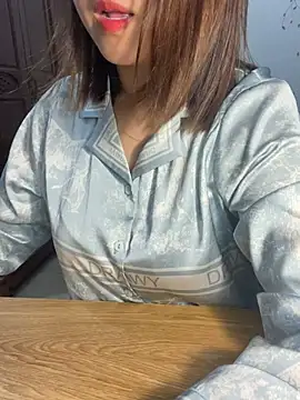 Snapshot of LanJeny_sexy chatting on 03.14.25 LanJeny sexy online show from 03.14.25