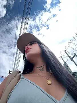 Effy Bonny online show from 01.08.26