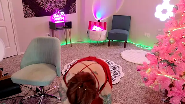 MissyRoulette online show from 12.21.24