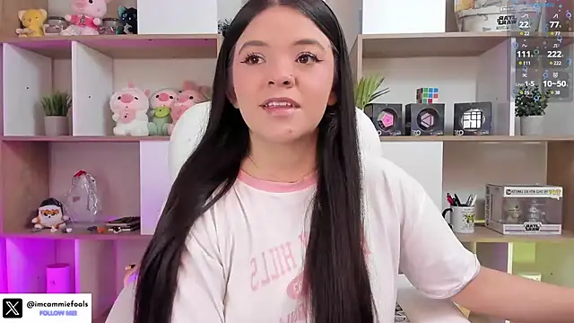 Snapshot of cammiefoalss chatting on 12.04.24 cammiefoalss online show from 12.04.24