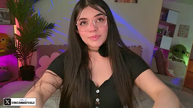Snapshot of cammiefoalss chatting on 09.14.25 cammiefoalss online show from 09.14.25