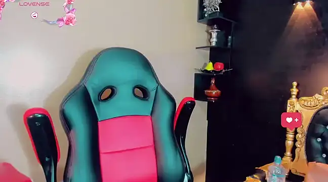 Kendall hornyy online show from 02.08.25