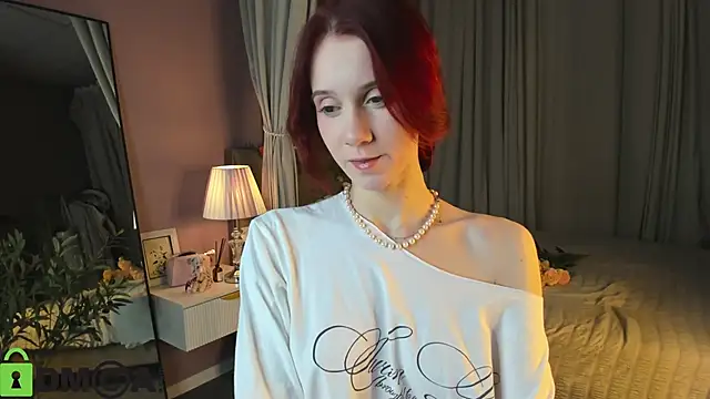 Dearly Emily online show from 03.08.26