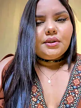  Shara Handal  online show from 12.05.24