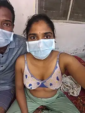 Snapshot of fuck6inch9 chatting on 11.28.25 fuck6inch9 online show from 11.28.25