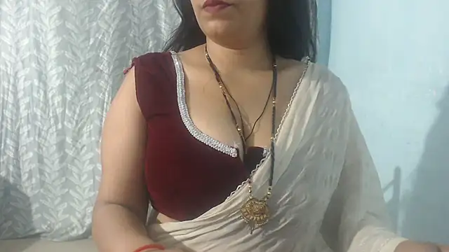 cute-priy online show from 02.12.25