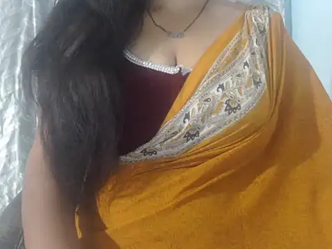 cute-priy online show from 04.02.26