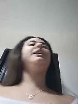 Snapshot of sexy-latin10 chatting on 06.29.26 sexy-latin10 online show from 06.29.26