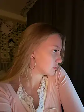 AliceMorr online show from 12.20.24