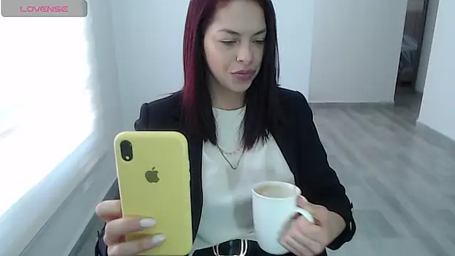 Snapshot of sofia_xxx1 chatting on 12.14.25 sofia xxx1 online show from 12.14.25