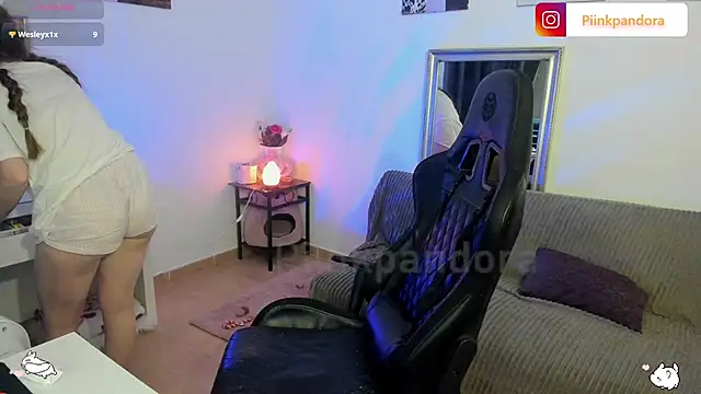 Piinkpandora online show from 04.18.26