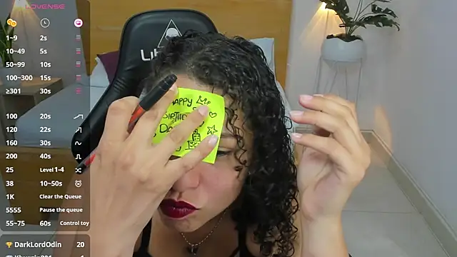 aixa 15 online show from 12.16.24