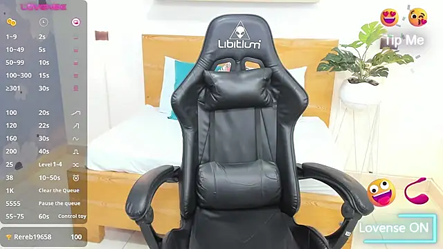 aixa 15 online show from 01.21.25